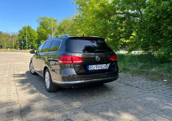 Volkswagen Passat cena 36400 przebieg: 234400, rok produkcji 2014 z Łódź małe 326